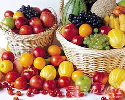 夏季吃水果的学问 十点是个黄金时间段，新鲜蔬菜的健康搭配